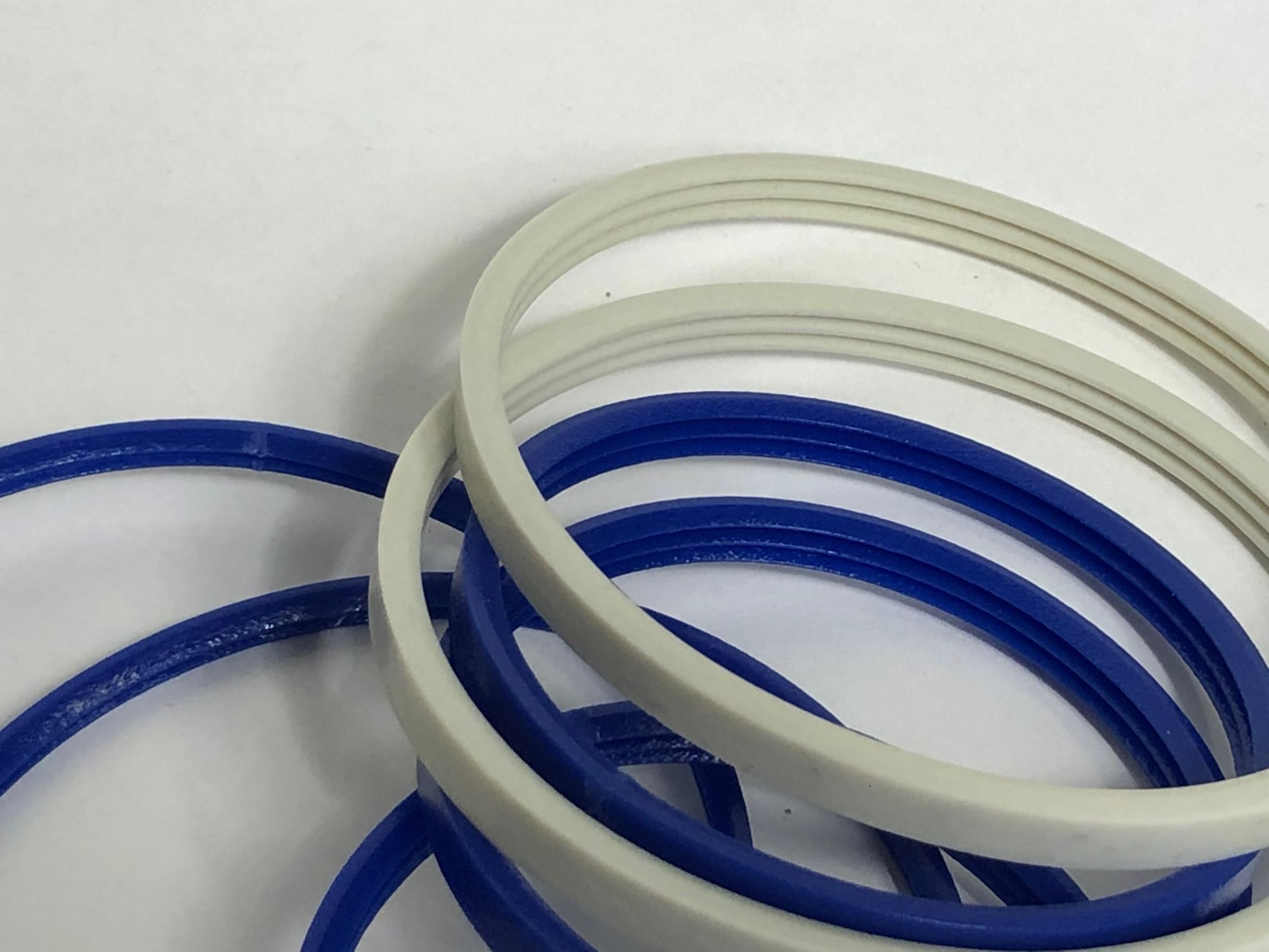 Poly-v or Micro-v elastic belts